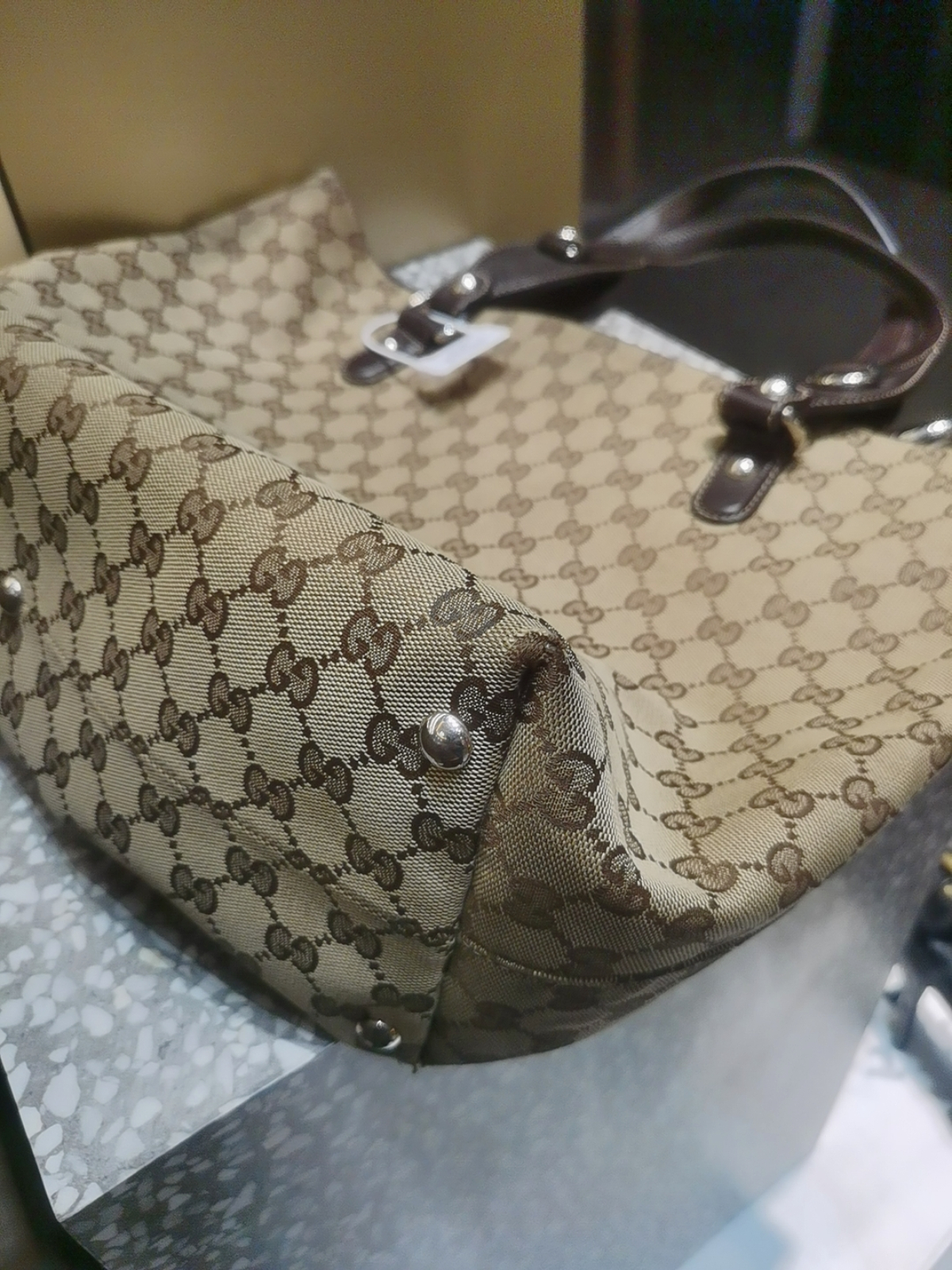 gucci购物袋真假对比,gucci防尘袋真假对比 gucci古驰购物袋