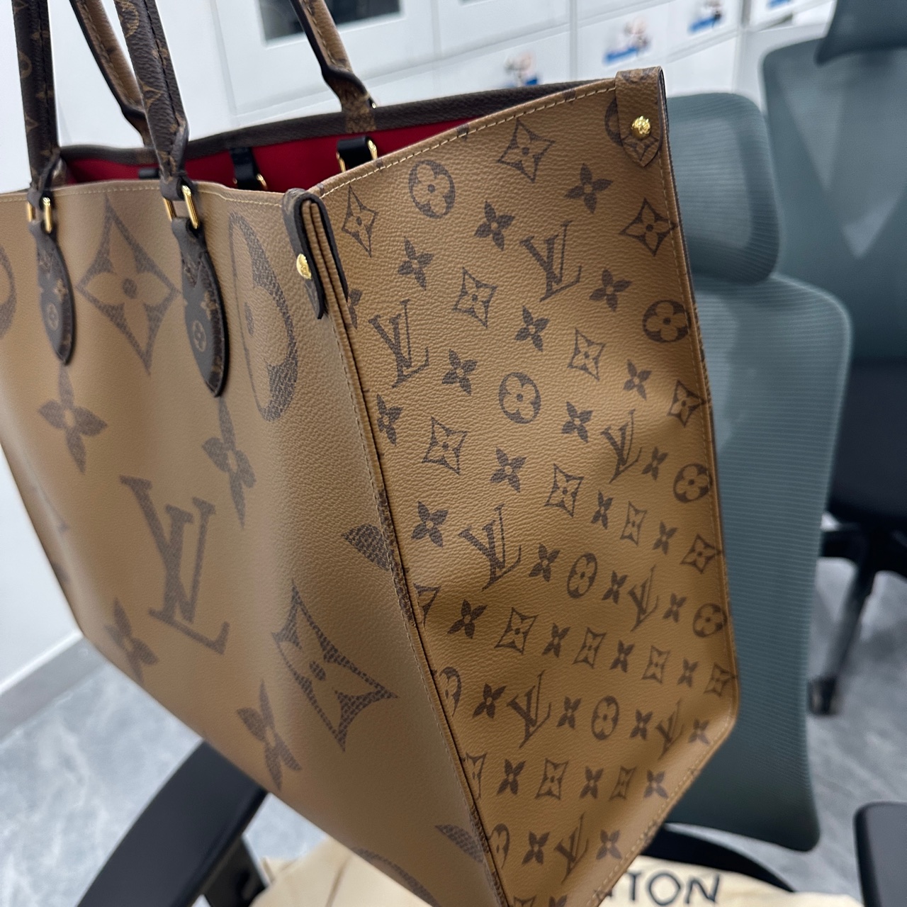 奢侈品二手托特包的简单介绍 奢侈品二手托特包的简单

先容
（lv托特包二手价格） 奢侈品