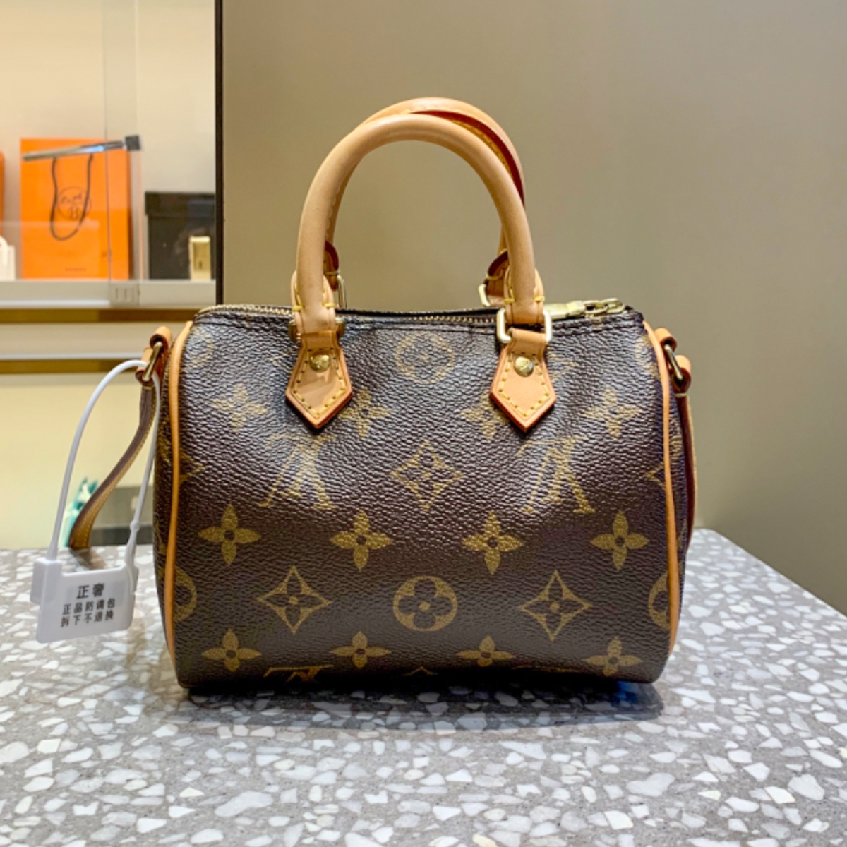lv全新枕头包_正奢奢侈品