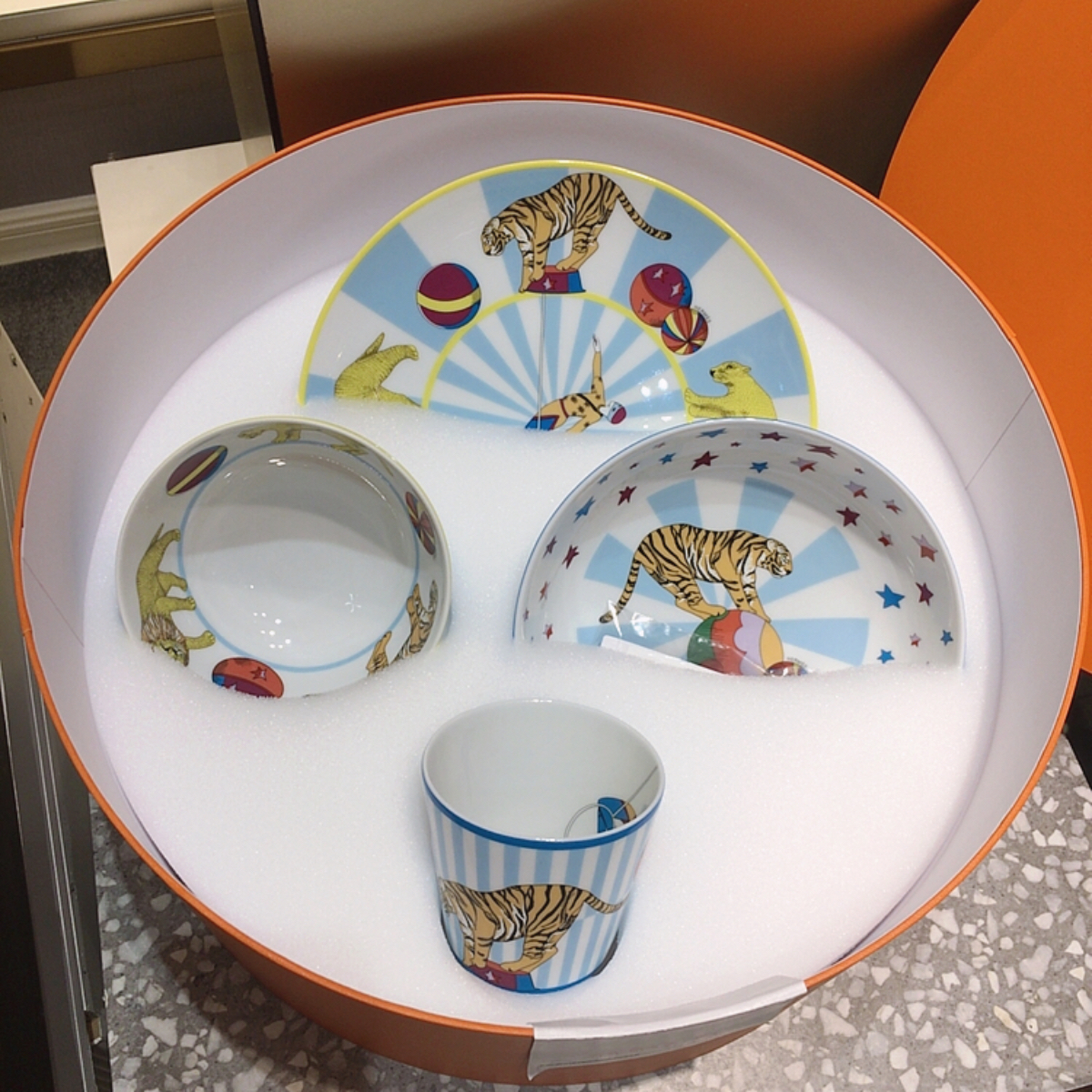 全新hermes爱马仕马戏团餐具套装