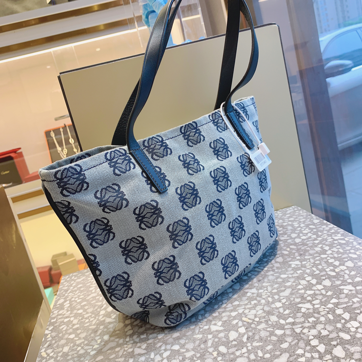 全新未使用leowe罗意威蓝色老花logo网格帆布购物袋