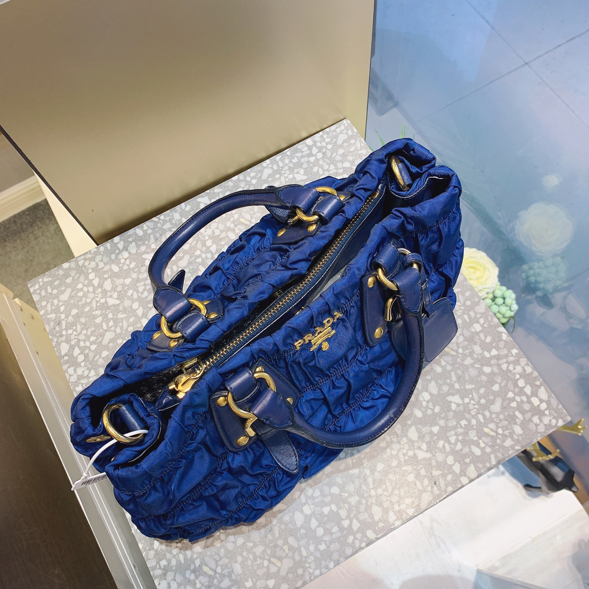 普拉达prada经典降落伞帆布褶皱包