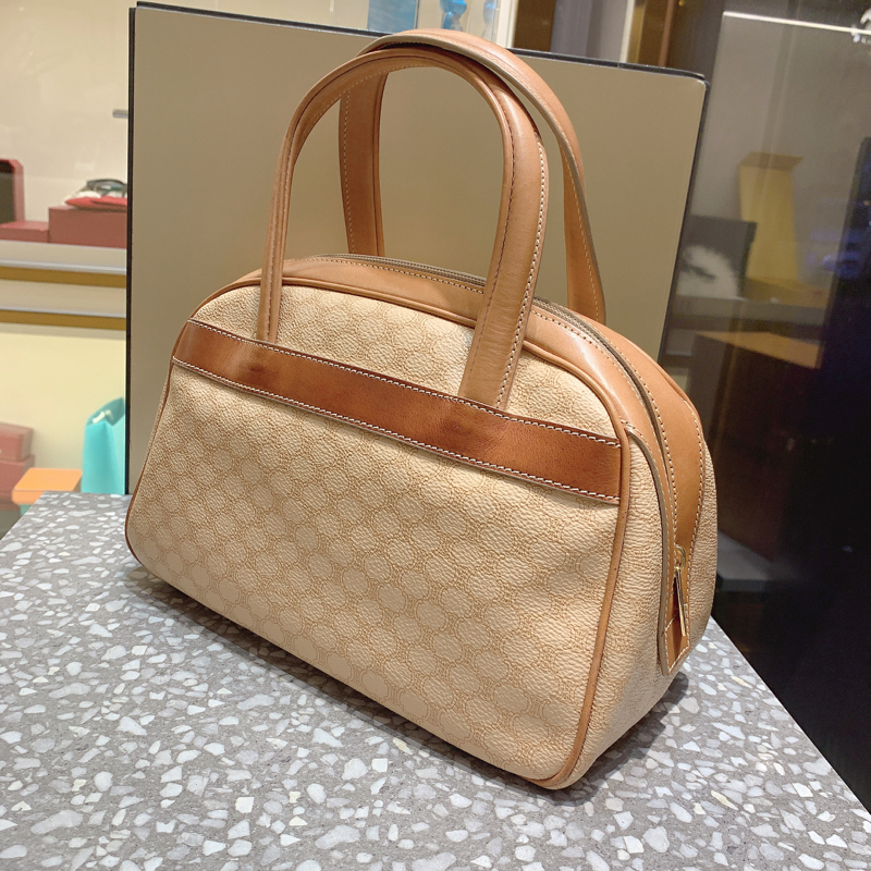 97新赛琳celinelogo网状印花手提包枕头包