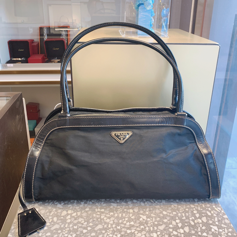 95新 prada/普拉达 黑色尼龙降落伞材质手提包