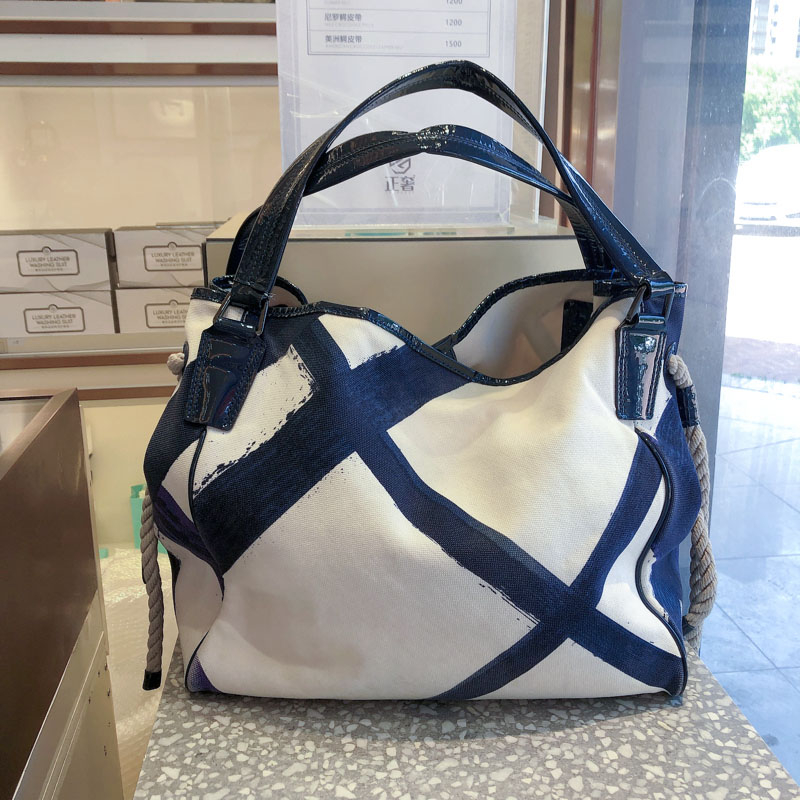 95新 burberry/巴宝莉/博柏利帆布包_正奢奢侈品运营服务中心